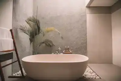 Enchape de pisos de porcelanato gran formato en Lima